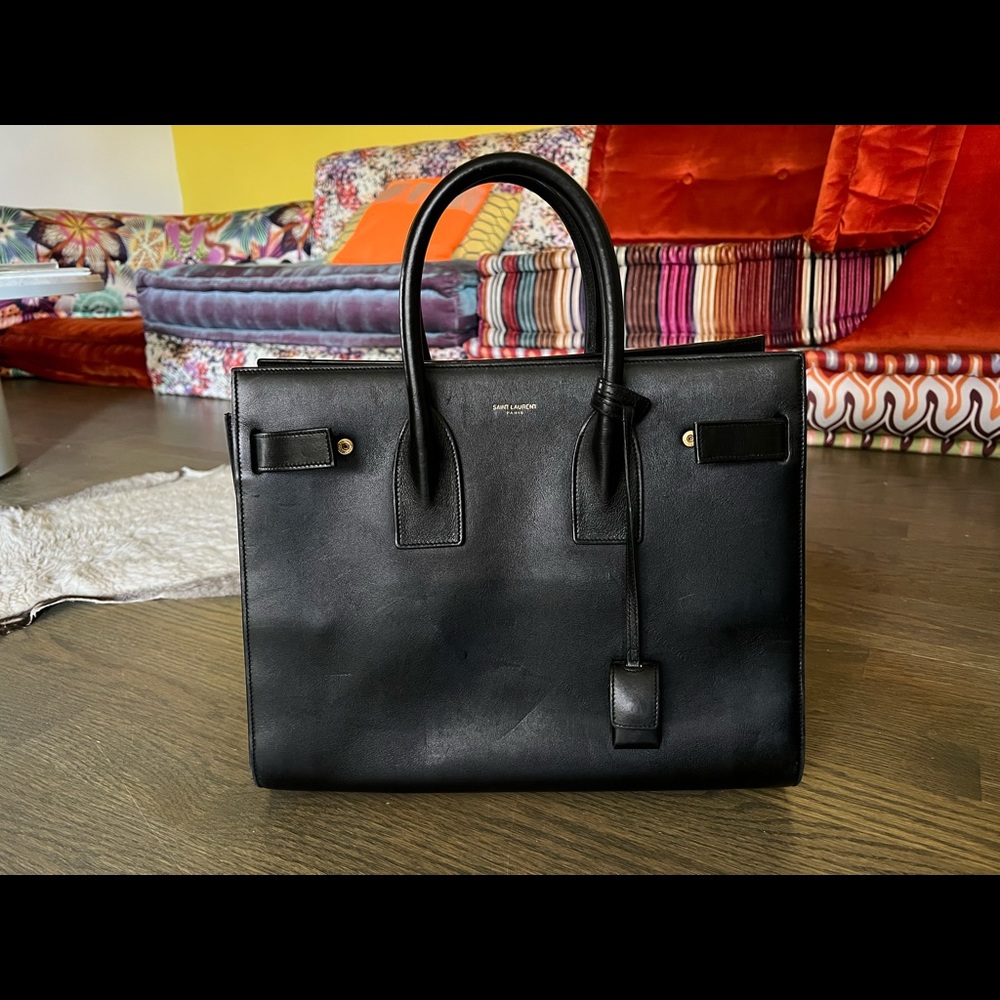 Saint Laurent - Classic Sac De Jour Small In Smooth Leather Black - Picture 2 of 11